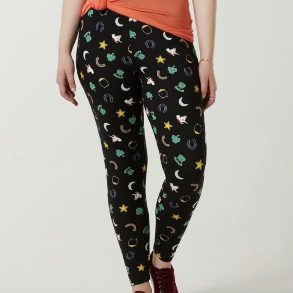 saint patrick day leggings, size women XL/juniors 1X, new condition